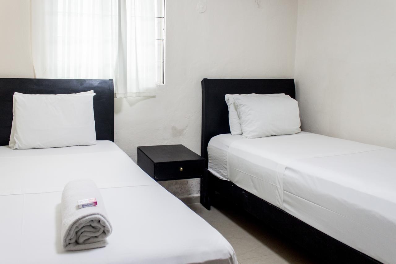 Whyz 4 You Private Rooms Пуерто Морелос Екстериор снимка