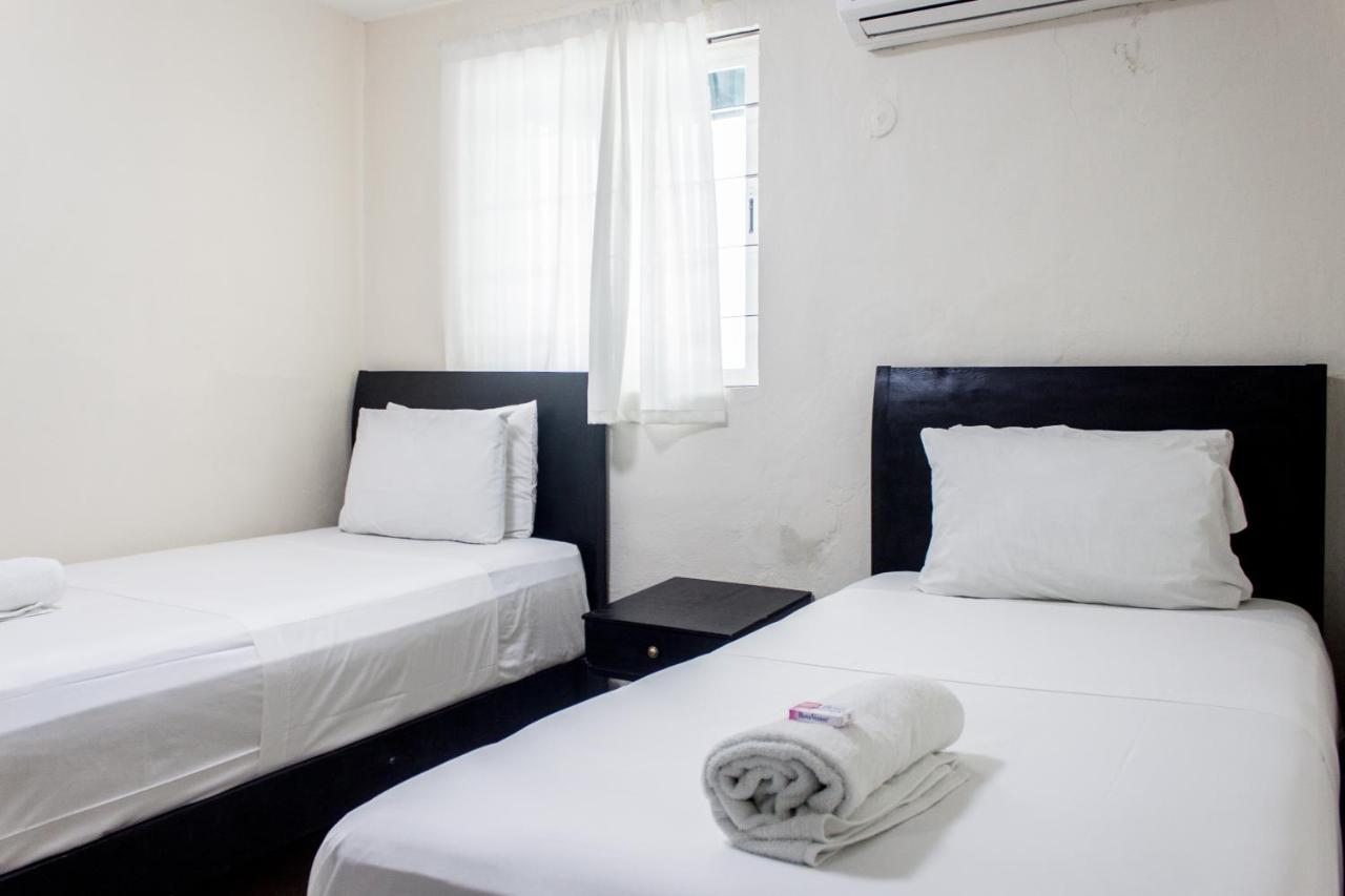 Whyz 4 You Private Rooms Пуерто Морелос Екстериор снимка