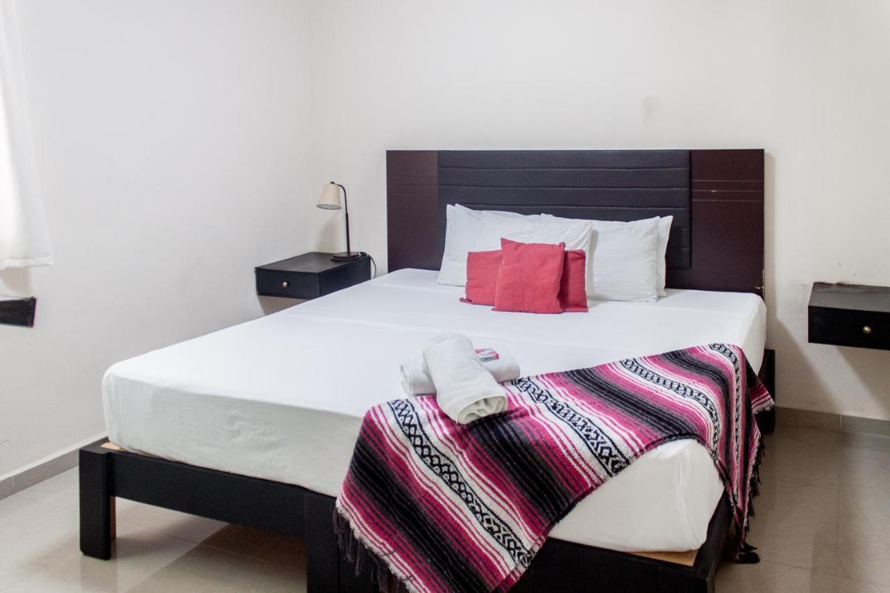 Whyz 4 You Private Rooms Пуерто Морелос Екстериор снимка
