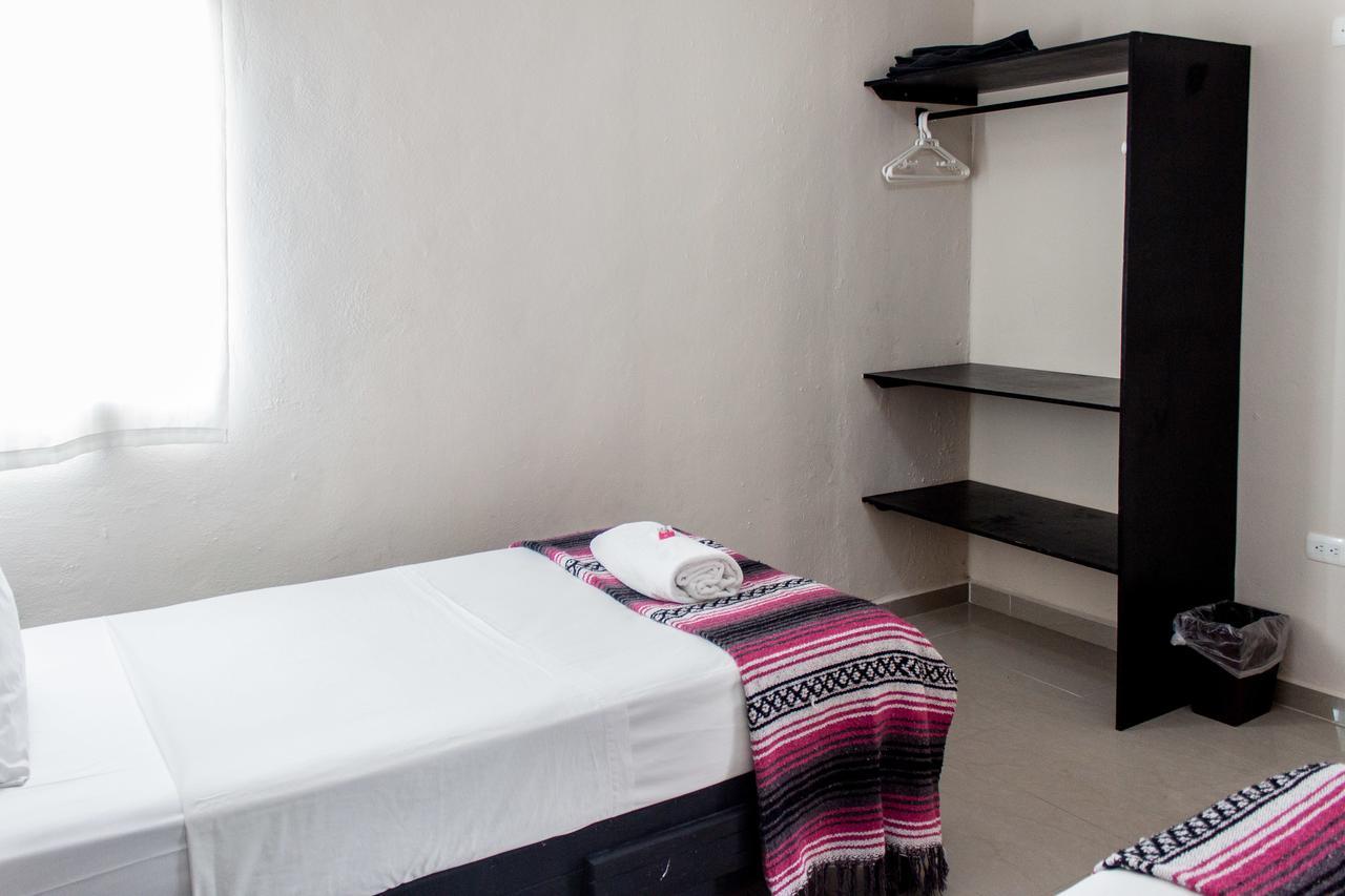 Whyz 4 You Private Rooms Пуерто Морелос Екстериор снимка